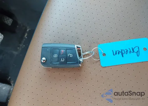 2018 Volkswagen Tiguan 2.0T Se/2.0T Sel from USA, damaged, VIN 3VV2B7AX1JM189779